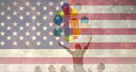 Naklejka premium Image of flag of usa over diverse friends holding balloons