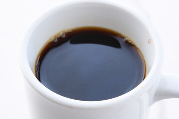 お気に入りのマグカップに淹れたてのコーヒーを入れてひと休み
