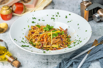 spaghetti with sauce