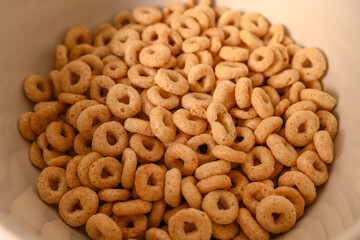 OAT CEREALS FOR BREAKFAST