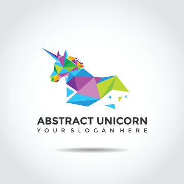 Abstract Horse Logo template. Polygon style. Vector Illustrator