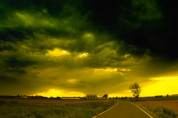 Obraz premium Rain coming, towards Castelceriolo, Alessandria, Piedmont, Italy
