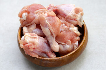 Fresh raw chicken wings (wingstick)