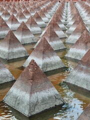 Simetria de piramides
