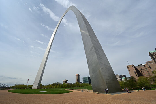 Gateway Arch National Park in Saint Louis, Missouri under dramatic morning cloudscape in April.