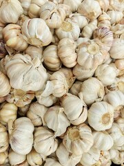 garlic on stall
