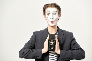 mime with old camera