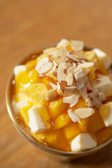 mango shaved ice	