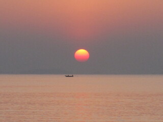 พระอาทิตย์ตกดิน