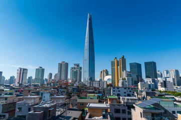 Seoul cityscapes, skyline, high rise office buildings and skyscrapers with blue sky and cloud in Seoul city, winter daylight, top view in winter, Seoul, Republic of Korea,