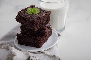 Brownies cut in square pieces chunky texture dessert sweet food