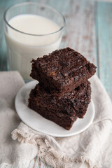 Brownies cut in square pieces chunky texture dessert sweet food
