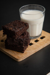 Brownies cut in square pieces chunky texture dessert sweet food