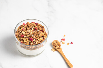 homemade granola, healthy breakfast, granola with yogurt