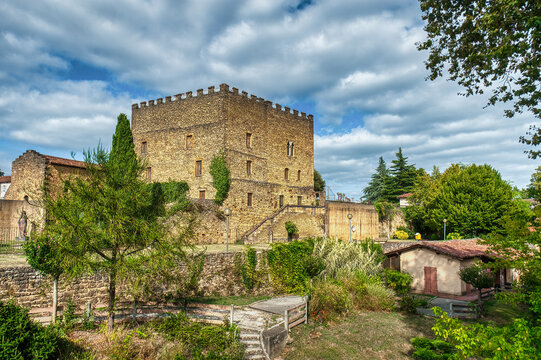 Fototapeta Mont-de-Marsan is a French town and commune, capital of the Landes department in the New Aquitaine region.