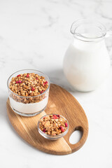 homemade granola, healthy breakfast, granola with yogurt