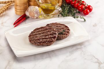 Grilled beef cutlet for burger