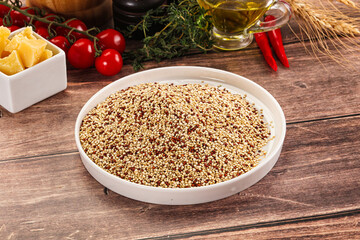 Raw dry quinoa seeds cereal