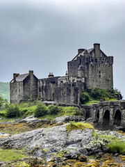 Fototapeta premium Eilean Donan Castle on a Rainy Grey Day