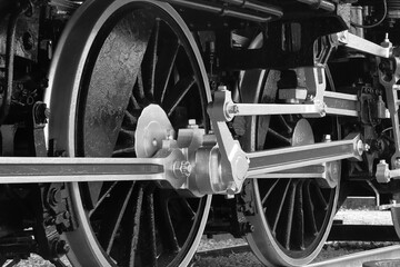 レトロな蒸気機関車の車輪