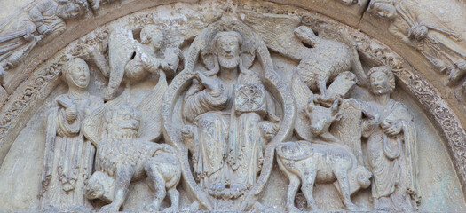 Fototapeta premium Church of San Miguel, Estella, Navarre, Spain