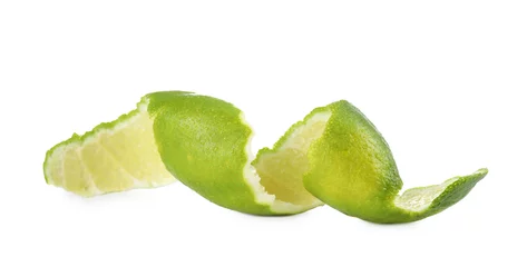 Keuken spatwand met foto One fresh lime peel isolated on white © New Africa