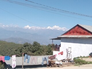 Fototapeta na wymiar A city surrounded by beauty, view on my way to Nagarkot