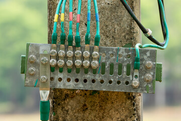 Electrical connection for lightning protection