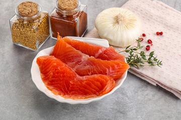 Salted raw salmon fillet appetizer - 794886085