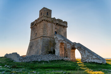 Tramonto su Torre Squillace - Salento, Puglia, Lecce, Italia