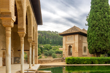 The Oratory of the Partal Palace (Oratorio del Partal), the Alhambra Complex, Granada, Spain. - obrazy, fototapety, plakaty