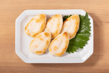 ミニ笹かまぼこ　チーズ入り