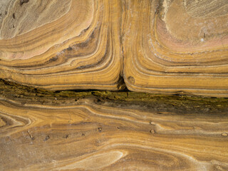 Rock patterns of Maria Island Painted Cliffs - obrazy, fototapety, plakaty