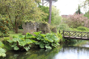 GIARDINI DI NINFA