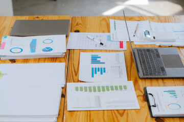 Investment analysts explain the situation in the market and the economy while providing strategic...