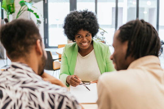 Collaborative work environment in a modern coworking space