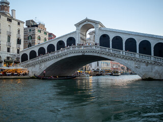 Rialto Bridge, Venice - obrazy, fototapety, plakaty