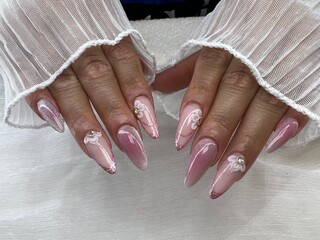 Chic Almond Cat Eye: Ombre & French Tip with 3D Flower Nail Art