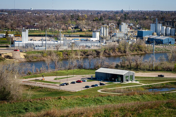 Cedar Rapids, Iowa, USA buildings viewed from Mount Trashmore overlook.