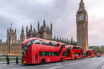 Selbstklebende Fototapeten Londoner Roter Bus big ben with red bus  © Baillou