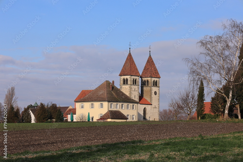 Canvas Prints Historische Kirche auf der Insel Reichenau im Bodensee