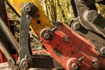 Links on a construction machine.