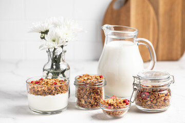 homemade granola, healthy breakfast, granola with yogurt