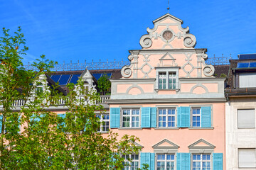 Denkmalgeschützte Architektur in der Altstadt von Bregenz (Vorarlberg, Österreich)