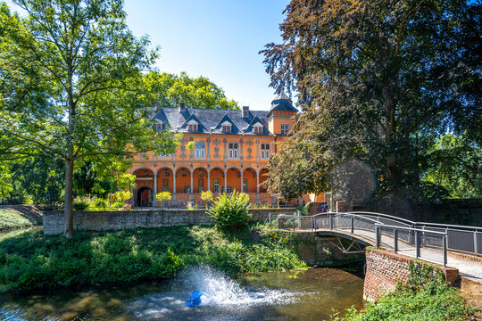 Schloss Rheydt, Moenchengladbach, Deutschland 