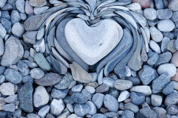 heart stones in the quay - obrazy, fototapety, plakaty