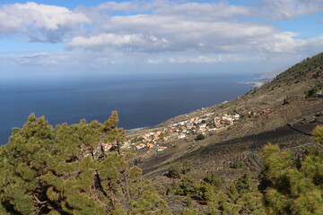 View from the crater in Funcaliente on the canary island La Palma