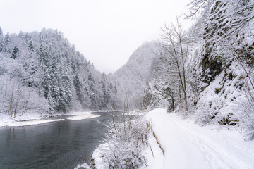 Przełom, Dunajec, zima ,góry ,Pieniny © Daniel Folek