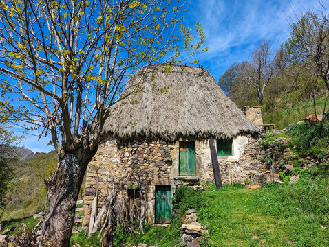 Teito, typical house at La Falguera village, Somiedo Natural Park and Biosphere Reserve, Asturias, Spain