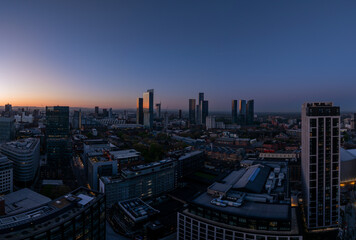 Fototapeta na wymiar Panoramic Manchester skyline during early sunrise